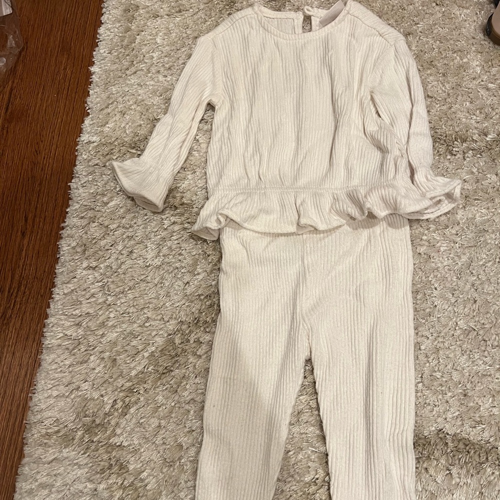 Cute 2 piece cream outfit